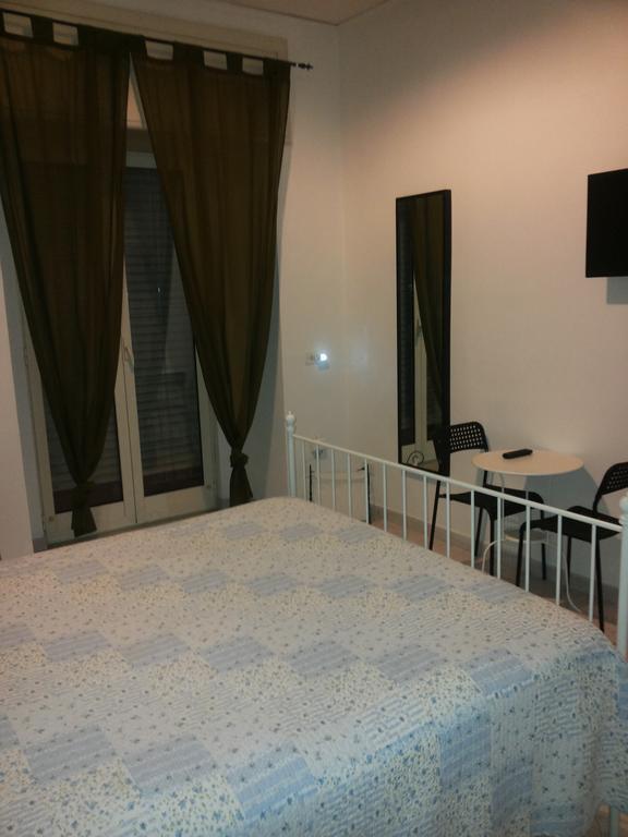 Antica Dimora Naples Bed and Breakfast Rum bild